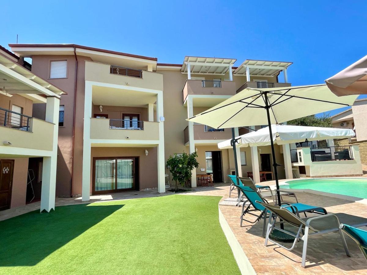 Apartmán Monolocale Italia Tergu Exteriér fotografie